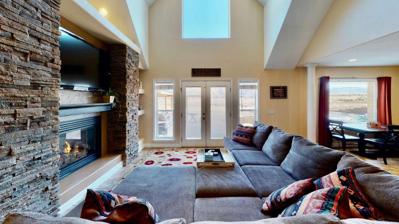 Moab Desert Home, 4 Bedroom Private House, Sleeps 10, Pet Friendly מראה חיצוני תמונה