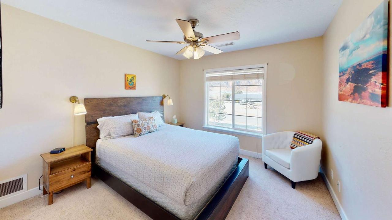 Moab Desert Home, 4 Bedroom Private House, Sleeps 10, Pet Friendly מראה חיצוני תמונה